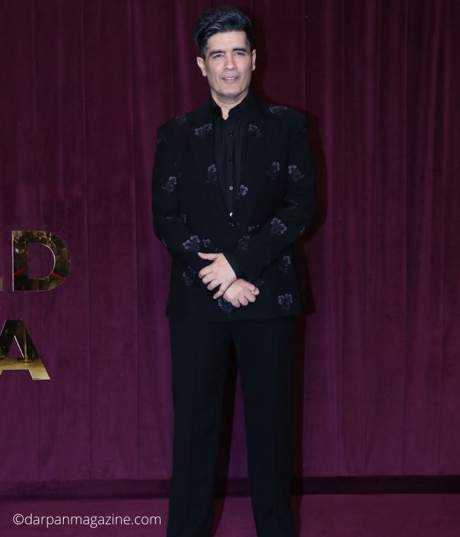 Manish Malhotra poses for the press 