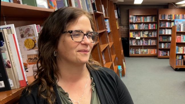 'It makes people want to read': Stores see sales spike after Alberta book ban